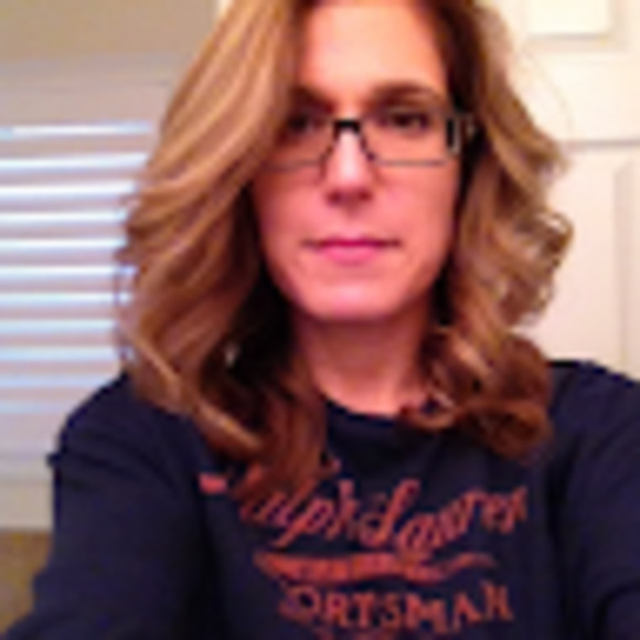 Meet your Posher, Tina - Picture 1 of 1